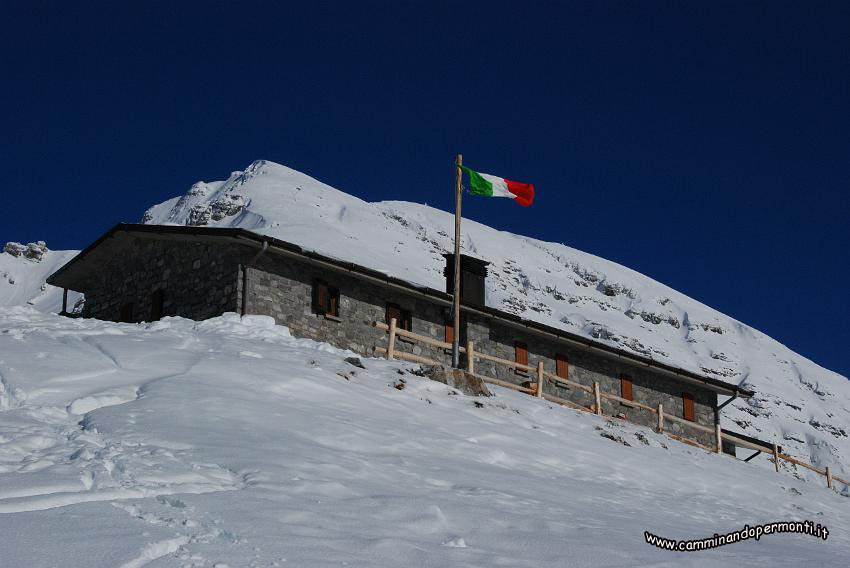 09 14038 Rifugio Capanna.JPG